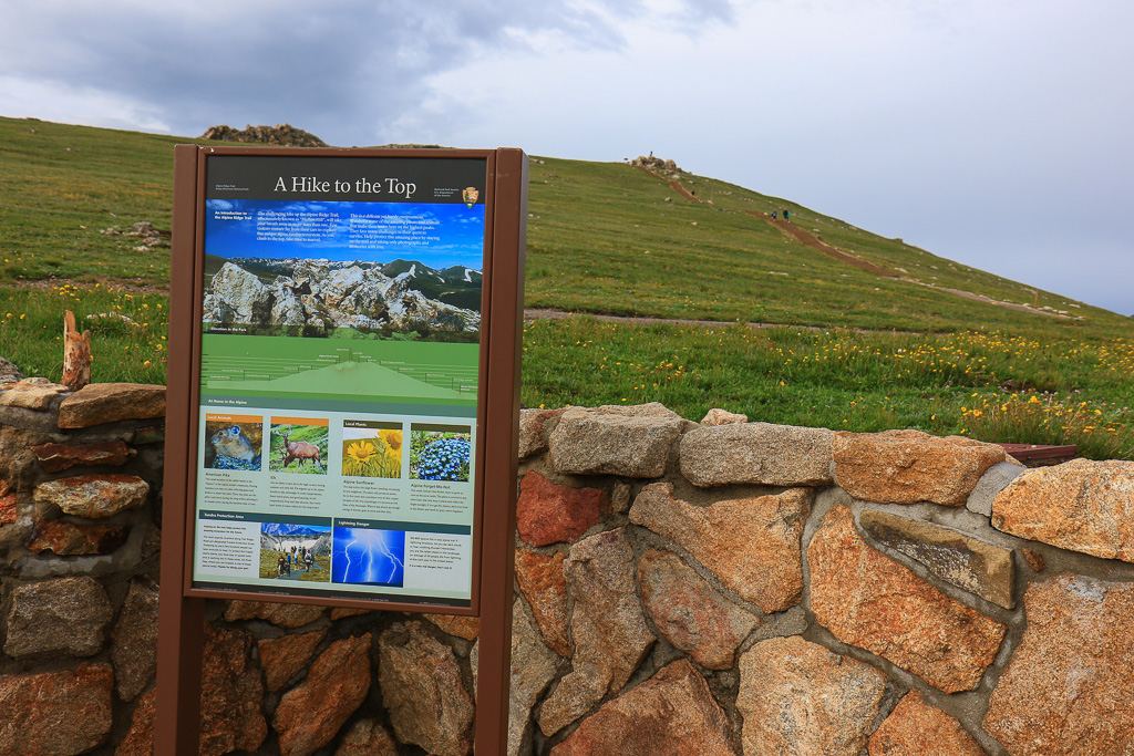 Trail Sign - Alpine Ridge Trail