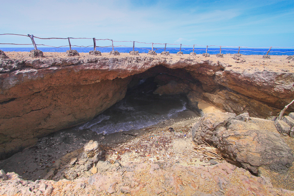 Dragon's Mouth - Arikok National Park