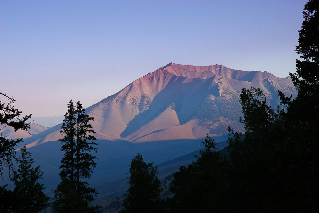Alpenglow - Borah Peak