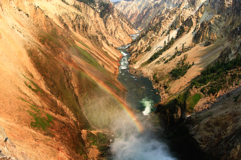 Canyon rainbow 2012 - Brink of Lower Falls