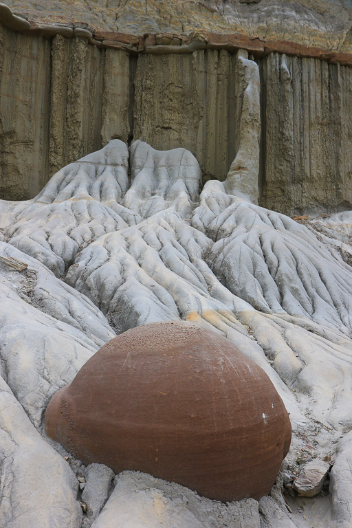 Cannonball and Badland Ridges - Cannonball Concretions
