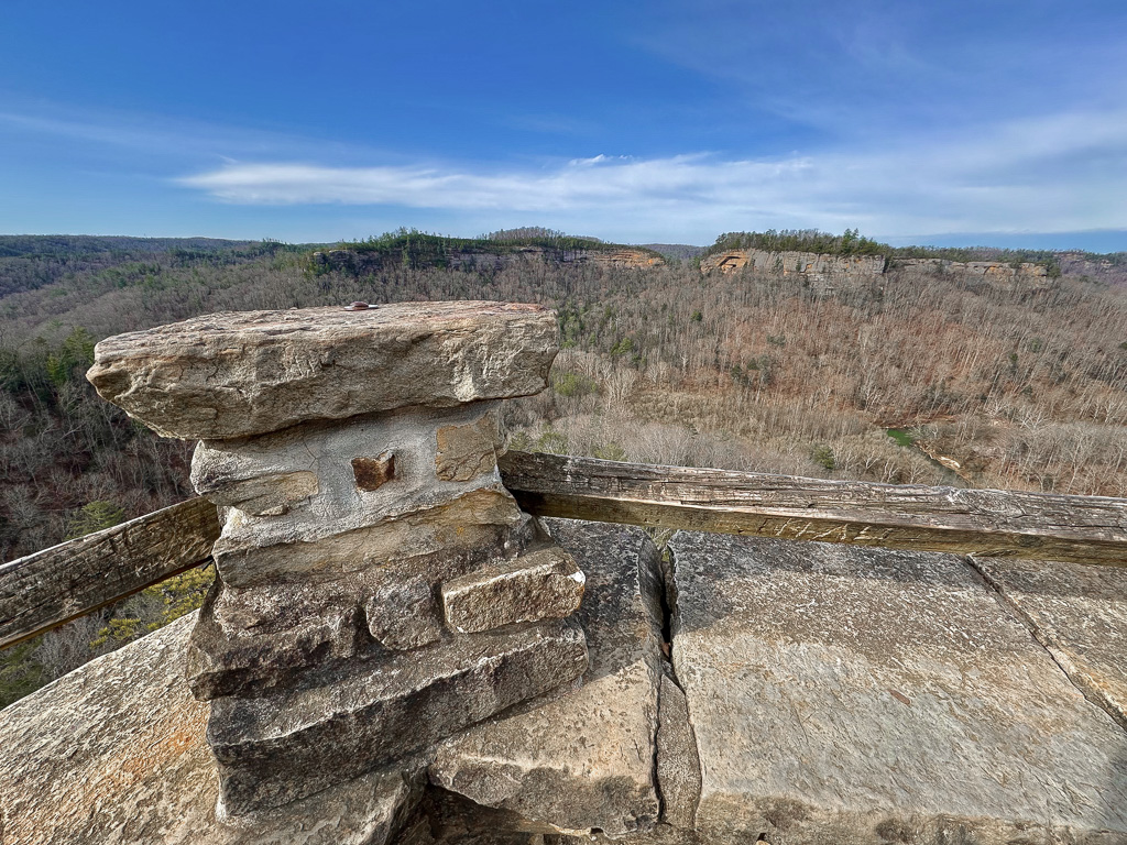 Pinch-Em-Tight Gap - Chimney Top Rock Overlook