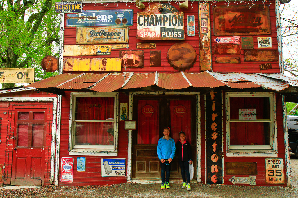 Tinman and Mudjumper - Clifton Gorge May 2013
