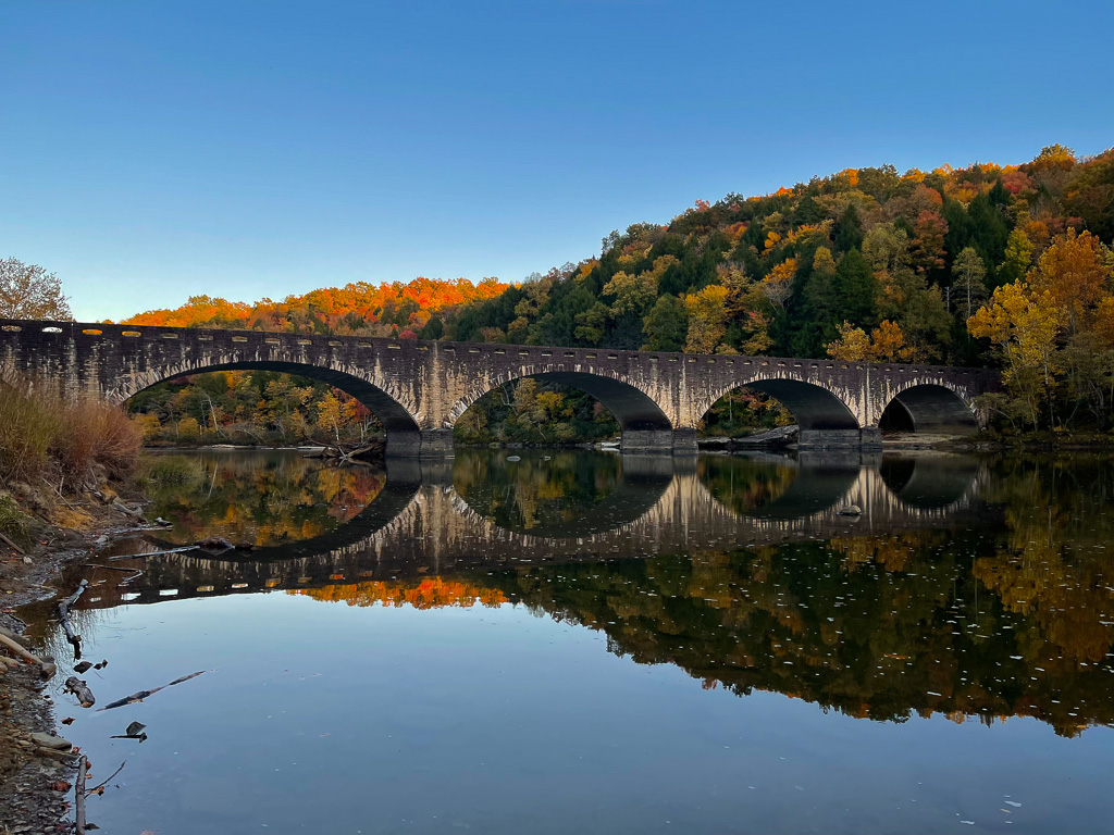 Cumberland Falls Bridge - Lovers Leap