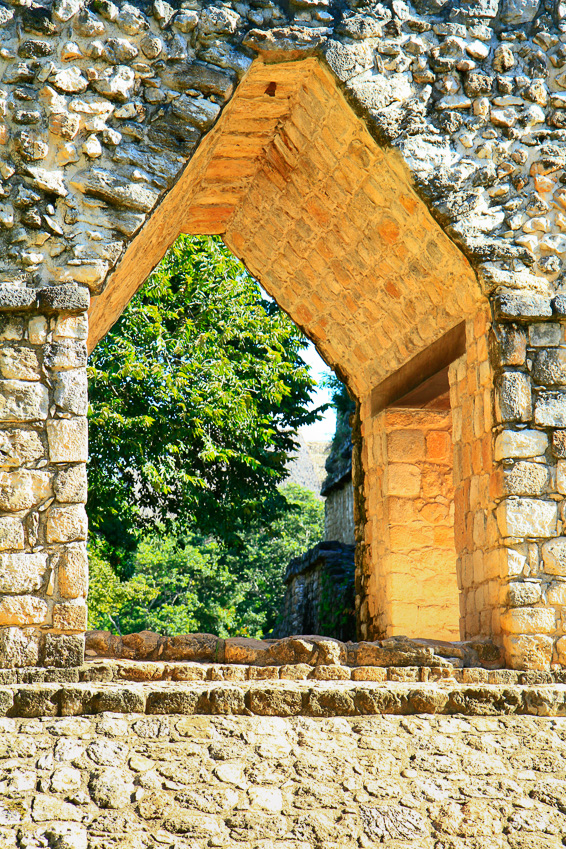 Arco de Entrada close-up - Ek Balam