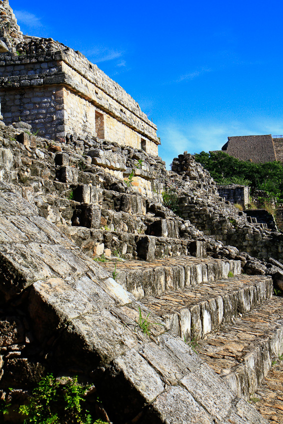 Oval Palace - Ek Balam