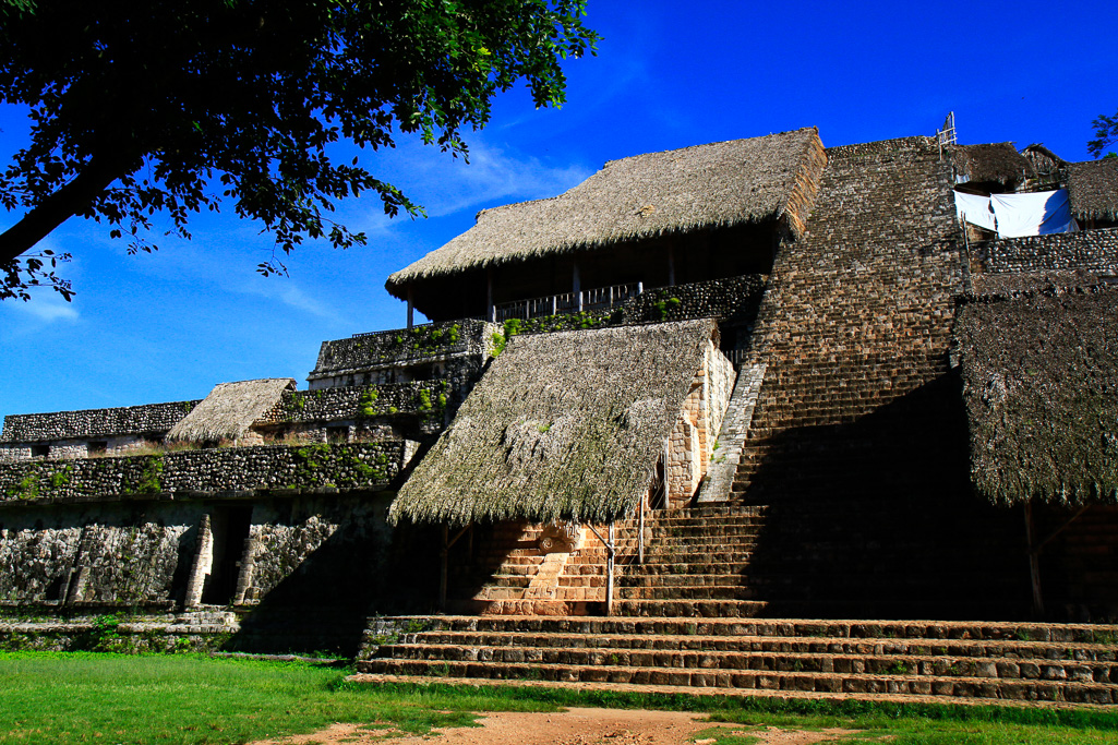 The Acropolis, believed to contain the tomb of Ukit Kan Le'k Tok, is the largest structure at Ek Balam - Ek Balam