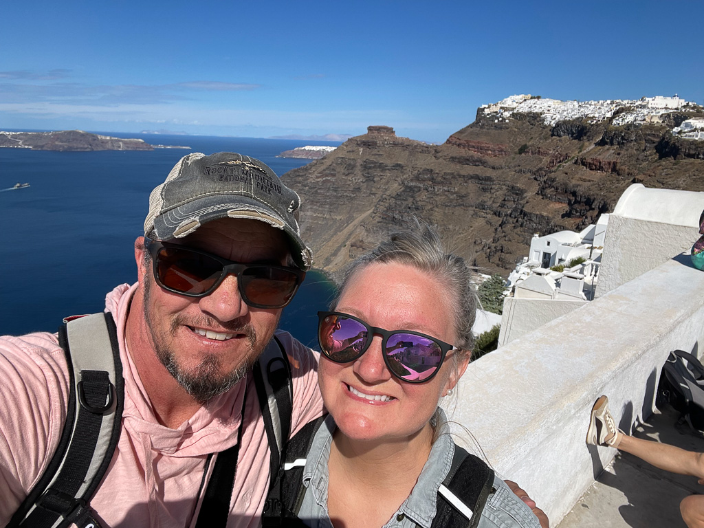 Read and Sookie - Fira to Oia Hike