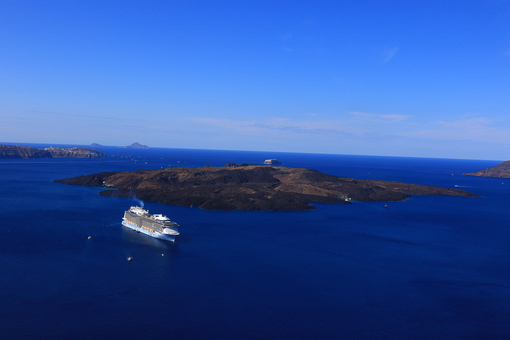 Caldera - Fira to Oia Hike