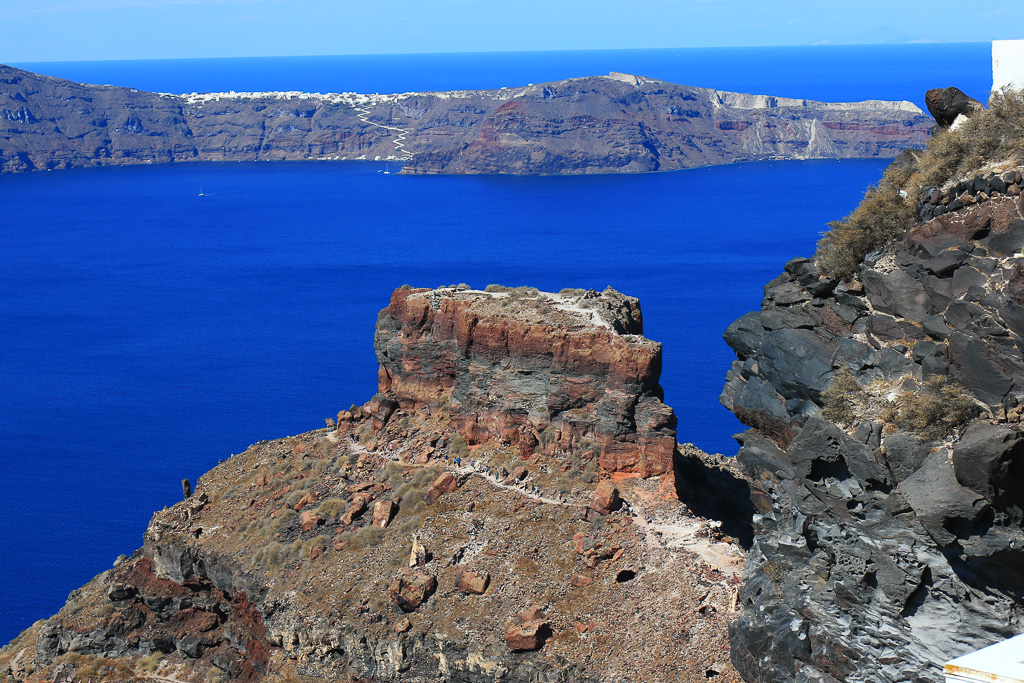 Skaros Rock and caldera - Fira to Oia Hike