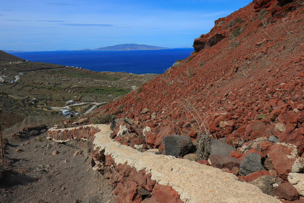 Heading down towards Hotel San Antonio - Fira to Oia