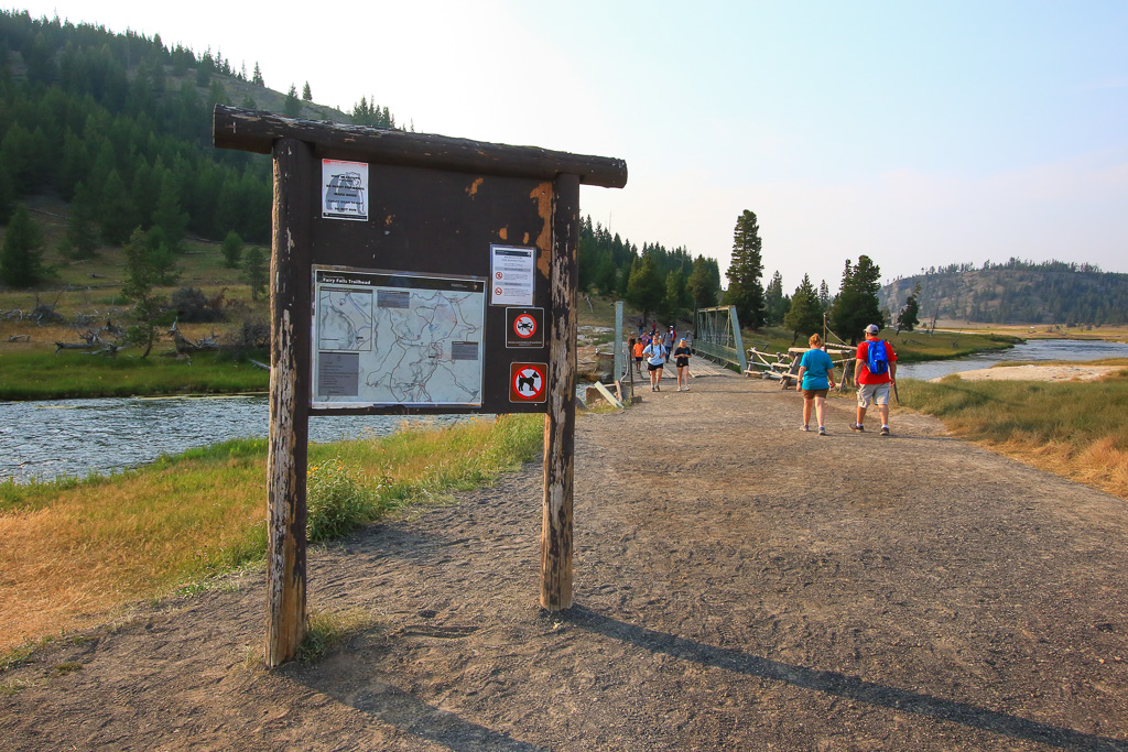 Fairy Falls Trailhead - Grand Prismatic Overlook Trail