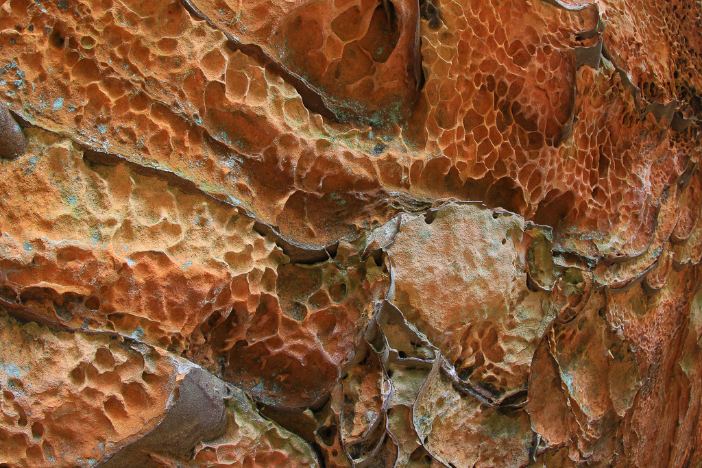 Beautiful honeycomb sandstone on the Rough Trail #221 - Gray's Arch Loop
