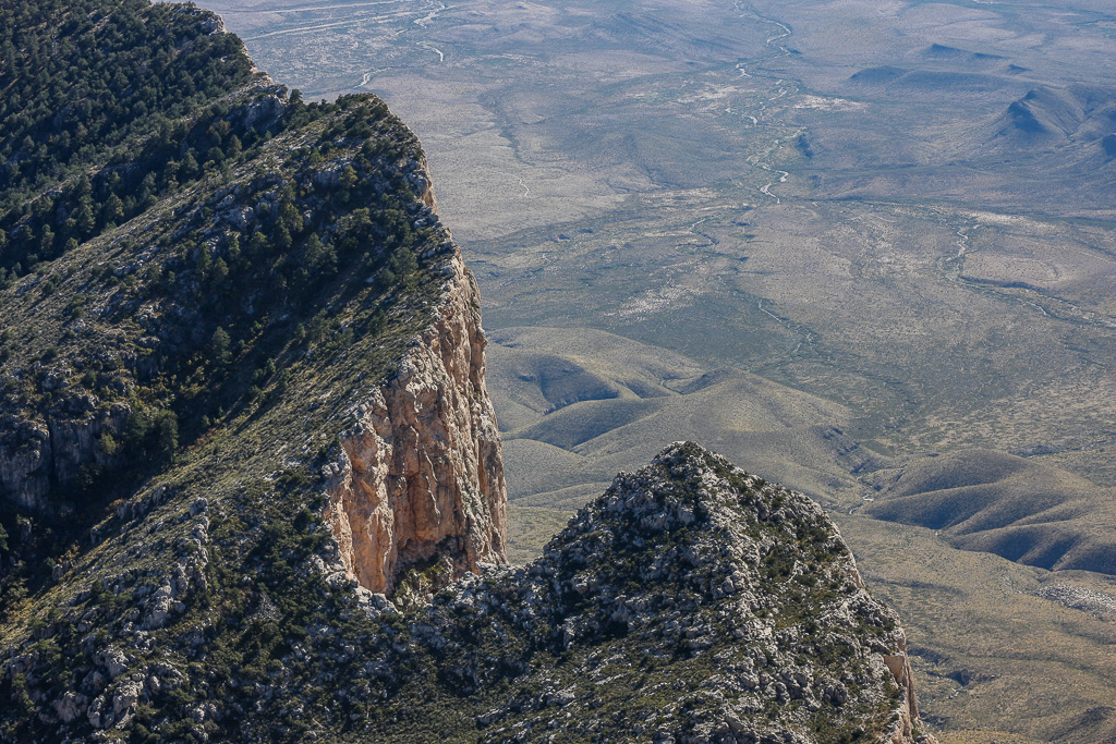 El Capitan ridges - Guadalupe Peak