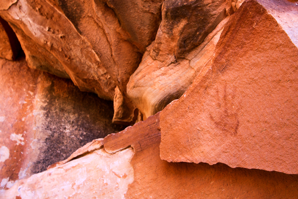 Ancient handprint - South Fork of Mule Canyon