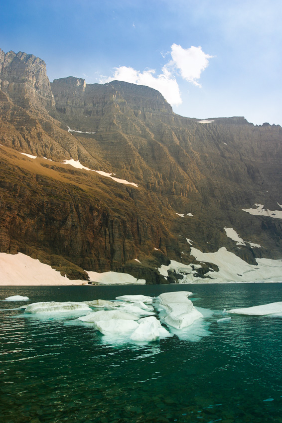 Icebergs and towering cliffs - Iceberg Lake