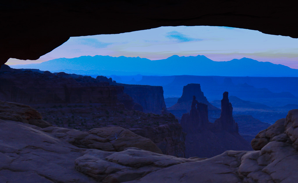 First light, around 5am - Mesa Arch
