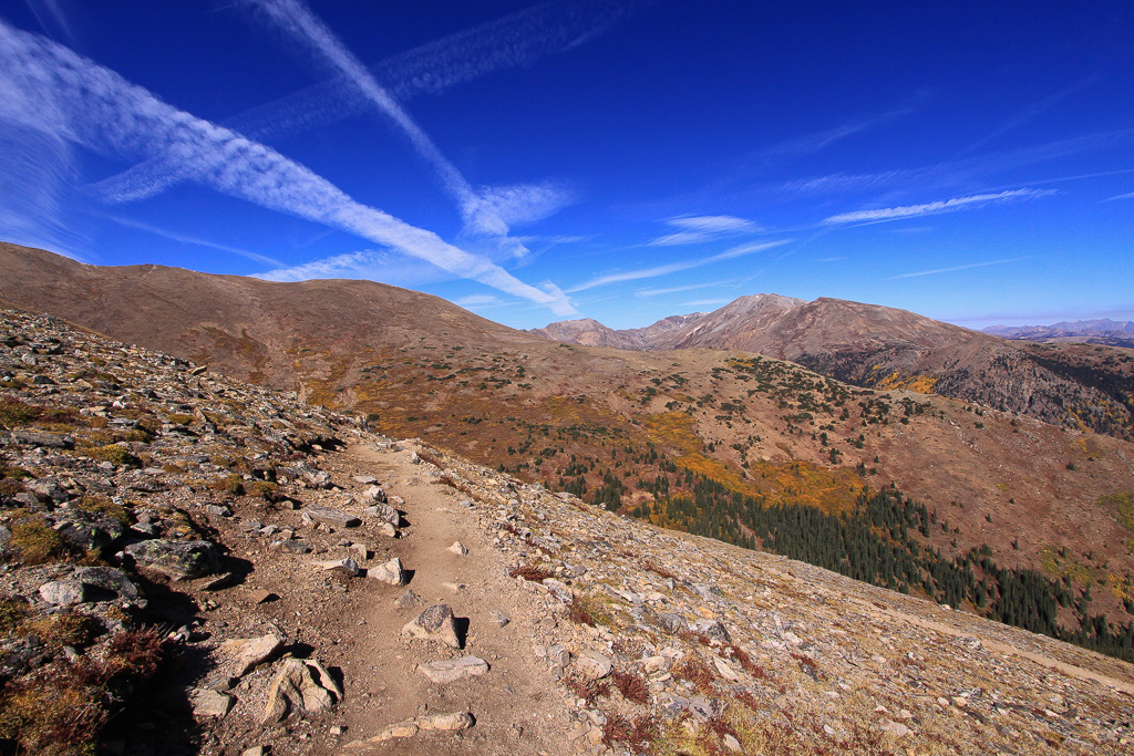 Jet trails - North Mount Elbert Trail