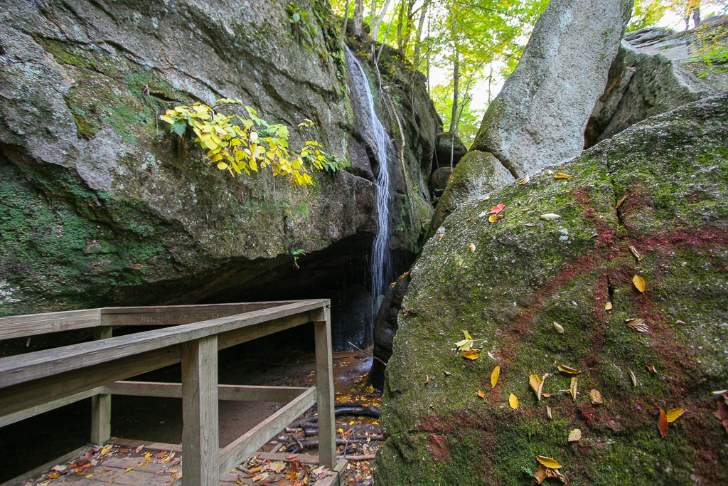 Viewing platform and Cascade Falls - Nelson-Kennedy Ledges 2005
