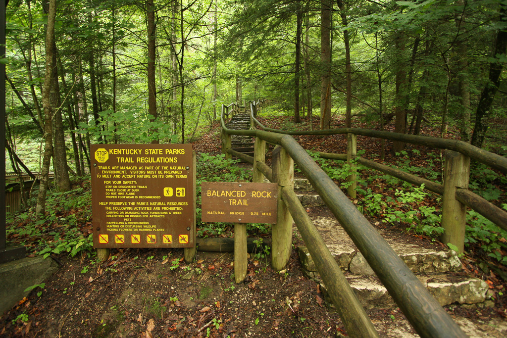 End of the loop - Original Trail/Balanced Rock Trail/Laurel Ridge Trail Loop to Natural Bridge