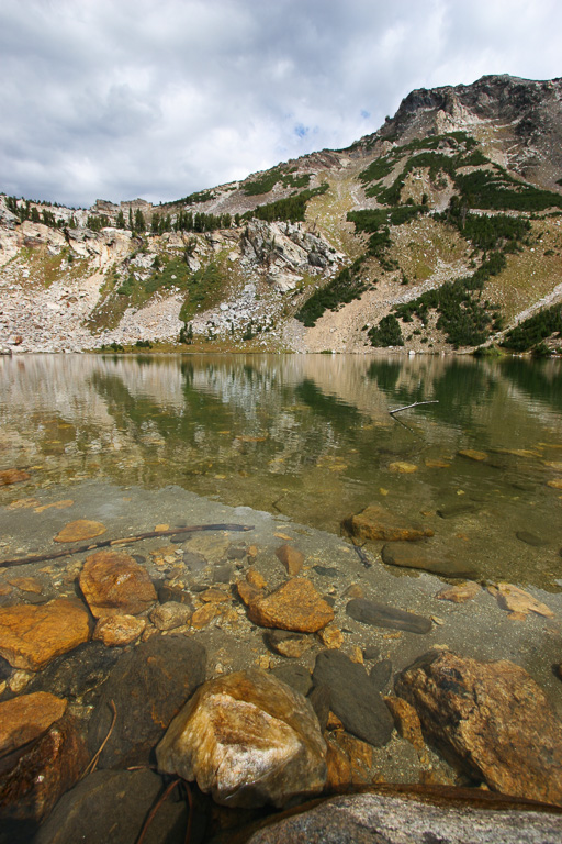 Clear waters of Holly Lake - Paintbrush Canyon/Cascade Canyon Loop