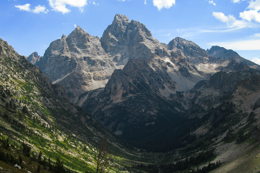 Cathedral Group and U-shaped valley - Paintbrush Canyon/Cascade Canyon Loop