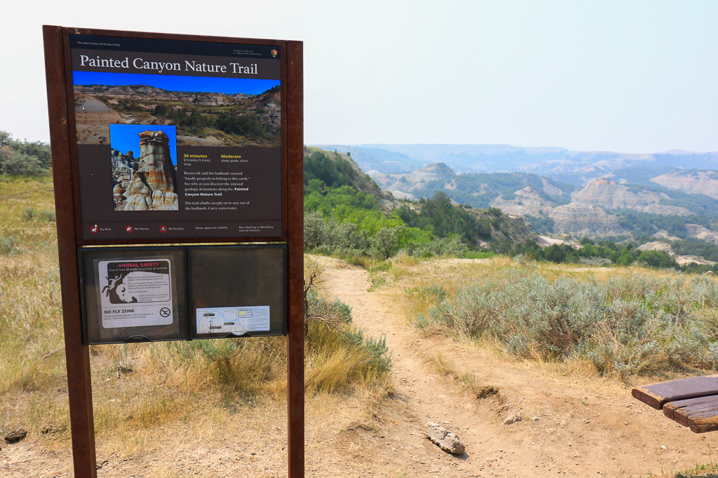 Trailhead - Painted Canyon Nature Trail