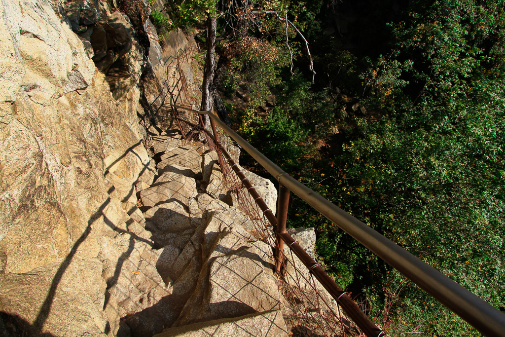 Hiking down to the valley - Panorama Trail 2013