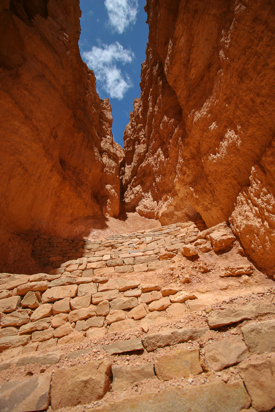 Switchbacks May 2006 - Navajo Loop