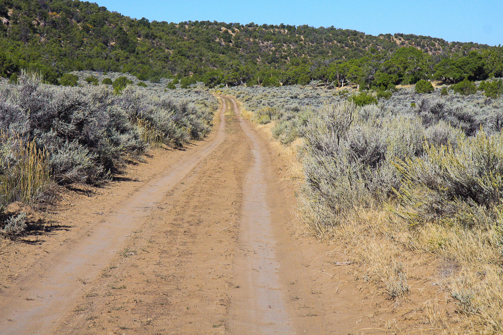 First few miles of the drive are uneventful - Rattlesnake Canyon Arches