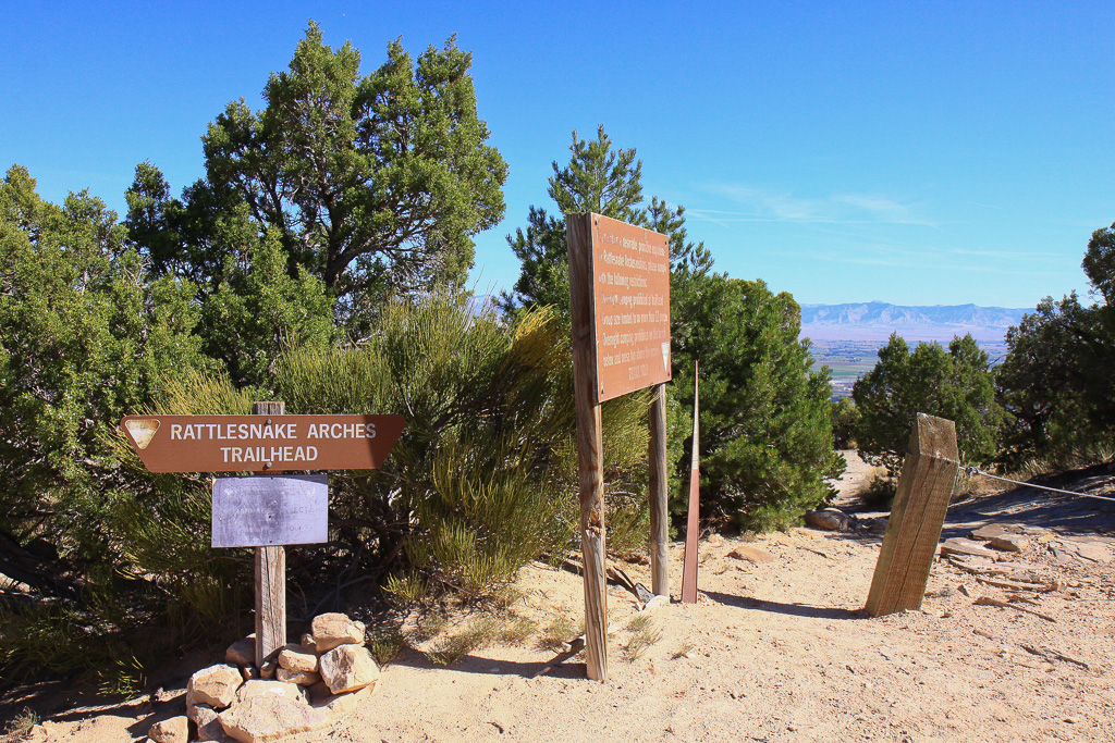 Trailhead - Rattlesnake Canyon Arches