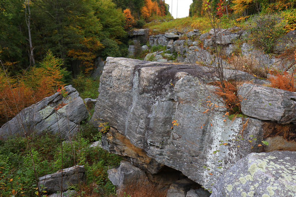 Massive rock outcrop - Ravens Rock, West Virginia