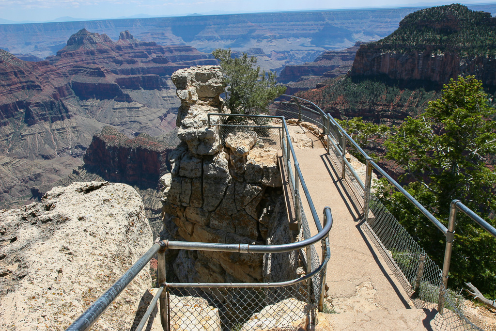 Viewpoint near Grand Canyon Lodge - Grand Canyon National Park, Arizona