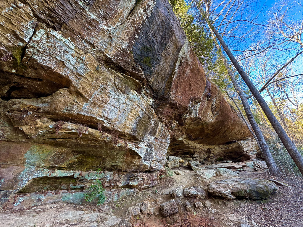 Colorful cliffs - Sky Bridge