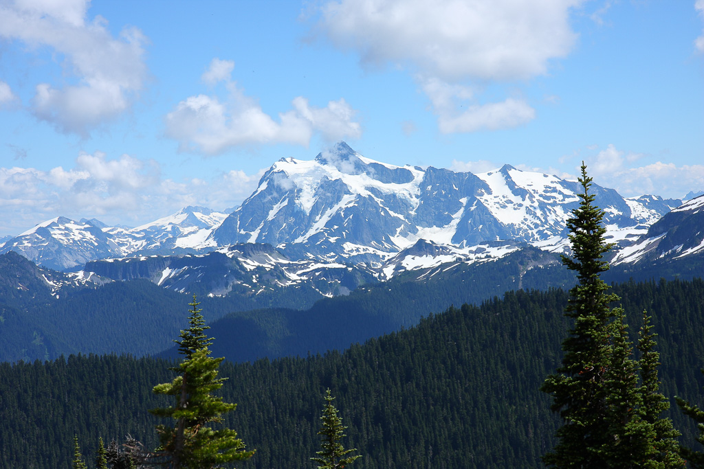 Shuksan ridgeline - Skyline Divide