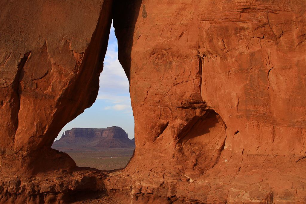 Tear Drop Arch rock face - Monument Valley