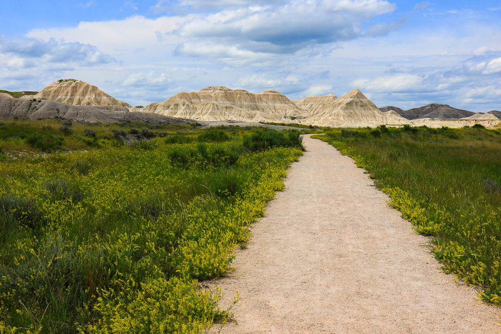 Heading to the formations - Toadstool Geologic Interpretive Trail