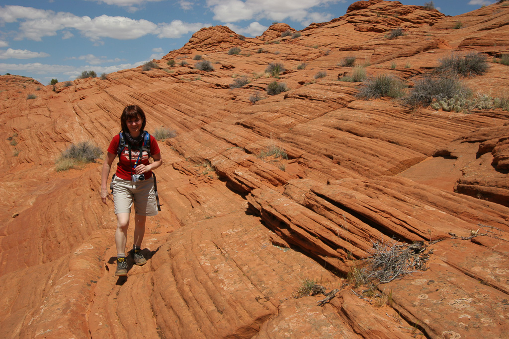 Ola hiking along the ridge - The Wave