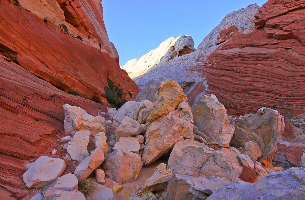 Jumbled Rocks - White Pocket, Arizona