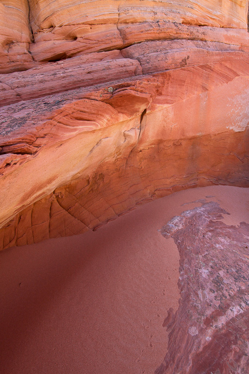 Sand Dune Alcove - White Pocket