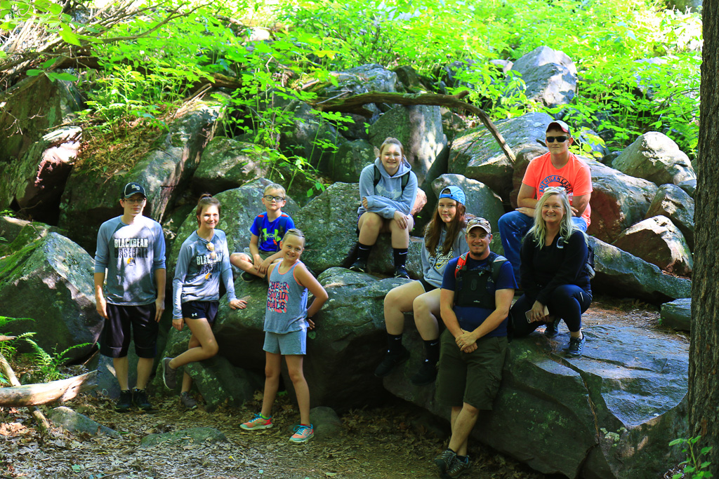 Natural grotto - Devil's Lake State Park, Wisconsin 2018